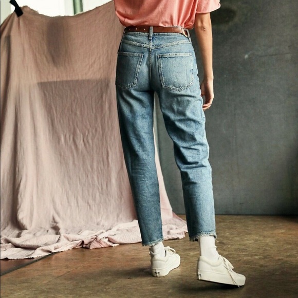 Free People Fast Times High Rise Mom Jeans size 25 - Picture 3 of 4